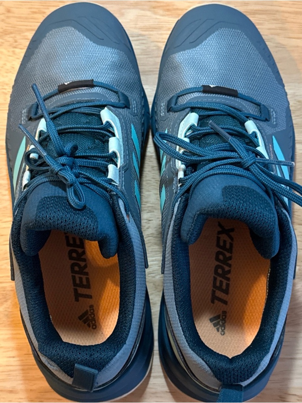 Adidas Terrex Swift R3 GTX GORE-TEX Womens Hiking Sneakers Teal Green Size W 7.5 - Picture 10 of 16